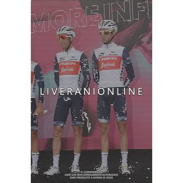 18-10-2020 Giro D\'italia; Tappa 15 Base Aerea Rivolto - Piancavallo; 2020, Trek - Segafredo; Nibali, Vincenzo; Nibali, Antonio; Base Aerea Rivolto; ©SIROTTI / AGENZIA ALDO LIVERANI SAS