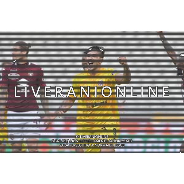 Torino 18.10.2020 Stadio Olimpico Grande Torino ©Falzone/Agenzia Aldo Liverani Torino vs Cagliari Serie A Tim 2020-2021 Nella foto : Esultanza dopo il secondo gol di giovanni SIMEONE ©Falzone / AGENZIA ALDO LIVERANI SAS