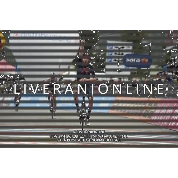 18-10-2020 Giro D\'italia; Tappa 15 Base Aerea Rivolto - Piancavallo; 2020, Team Ineos Grenadier; Geoghegan, Hart Tao; Piancavallo; ©SIROTTI / AGENZIA ALDO LIVERANI SAS