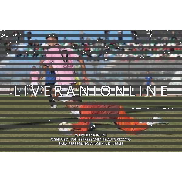 Bisceglie vs Palermo - Campionato di Calcio Serie C - Lega Pro 2020/2021, 18 ottobre 2020 Bisceglie, Italia Nella foto: Lorenzo Lucca (Palermo FC) e Antonio Russo (AS Bisceglie) @LM/Emmanuele Mastrodonato AG ALDO LIVERANI SAS