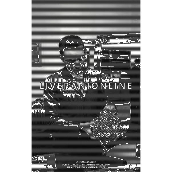 RETROSPETTIVA GIOVANNI GRUPPONE COMMISSARIO DI POLIZIA DI STATO NELLA FOTO GIOVANNI GRUPPONE COMMISSARIO DI POLIZIA DI STATO DAL SARTO NELL\'ANNO 1965 AG ALDO LIVERANI SAS