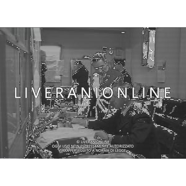 RETROSPETTIVA GIOVANNI GRUPPONE COMMISSARIO DI POLIZIA DI STATO NELLA FOTO GIOVANNI GRUPPONE COMMISSARIO DI POLIZIA DI STATO NEL SUO UFFICIO A MILANO NELL\'ANNO 1965 AG ALDO LIVERANI SAS
