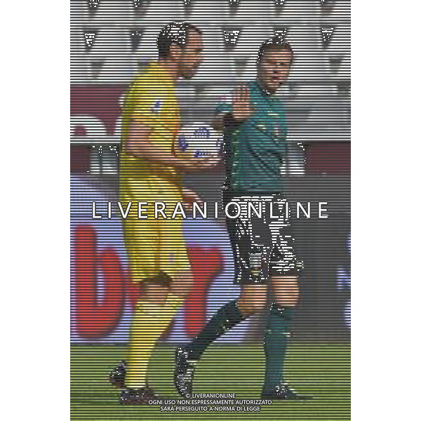 Torino 18.10.2020 Stadio Olimpico Grande Torino ©Falzone/Agenzia Aldo Liverani Torino vs Cagliari Serie A Tim 2020-2021 Nella foto : DIEGO GODIN-DIEGO GODIN