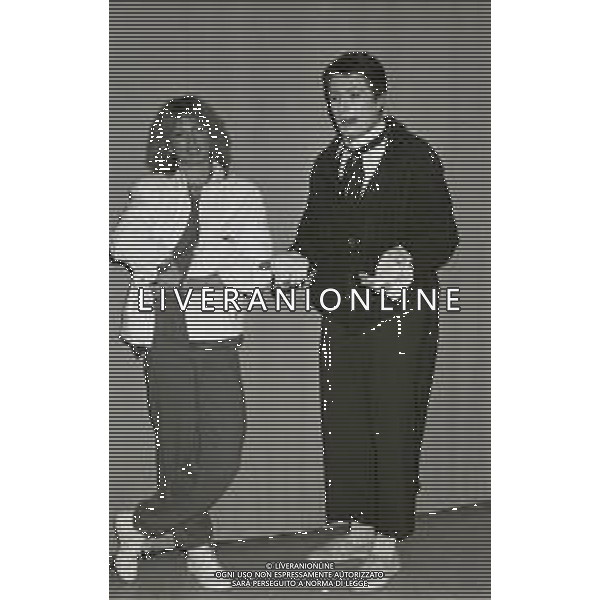 RETROSPETTIVA DALILA DI LAZZARO ATTRICE NELLA FOTO DALILA DI LAZZARO CON WARNER BENTIVEGNA NELL\'ANNO 1980 IN RAI A ROMA AG ALDO LIVERANI SAS