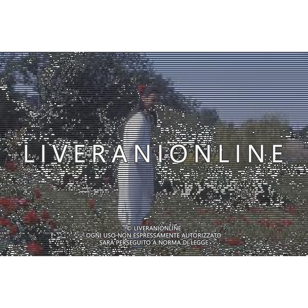 RETROSPETTIVA CARLA FRACCI BALLERINA NELLA FOTO CARLA FRACCI CON IL MARITO BEPPE MENEGATTI E IL FIGLIO FRANCESCO NELL\'ANNO 1980 AG ALDO LIVERANI SAS