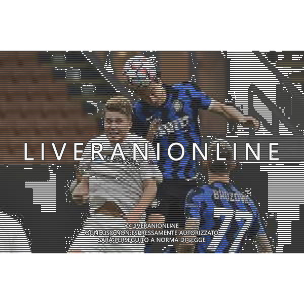 matteo Darmian vicino al gol del 2 a 2 Inter Inter vs Borussia Monchengladbach UEFA Champions League fase a gironi 1¬∞ giornata - gruppo B Milano 21-10-2020 stadio Giuseppe Meazza - San Siro foto Roberto Garavaglia - agenzia Aldo Liverani sas / AGENZIA ALDO LIVERANI SAS