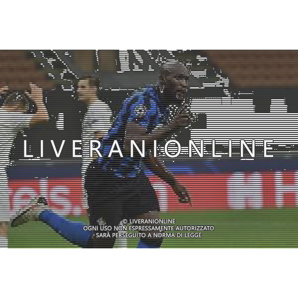 romelu Lukaku esultanza dopo il gol del 2 a 2 Inter Inter vs Borussia Monchengladbach UEFA Champions League fase a gironi 1¬∞ giornata - gruppo B Milano 21-10-2020 stadio Giuseppe Meazza - San Siro foto Roberto Garavaglia - agenzia Aldo Liverani sas / AGENZIA ALDO LIVERANI SAS