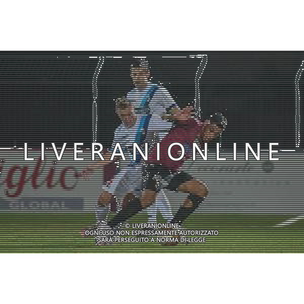 Pontedera vs Lecco - Campionato di Calcio Serie C - Lega Pro 2020/2021, 21 ottobre 2020 Pontedera, Italia Nella foto: FILIPPO LORA (Lecco) su CHRISTIAN TOMMASINI (Pontedera) @LM/Fabio Fagiolini/ AGENZIA ALDO LIVERANI SAS