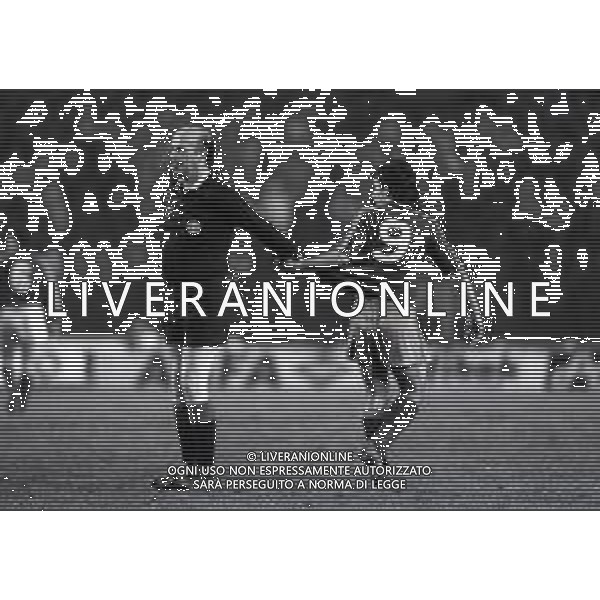 06-04-1988 TORINO ANDATA SEMIFINALE DI ANDATA COPPA ITALIA TORINO JUVENTUS 2-0 NELLA FOTO ARBITRO PAOLO CASARIN E GIORGIO BRESCIANI AG ALDO LIVERANI SAS