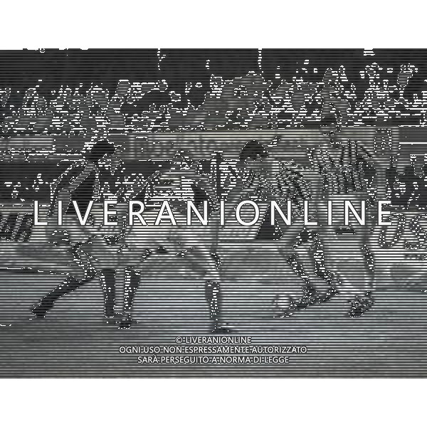 06-04-1988 TORINO ANDATA SEMIFINALE DI ANDATA COPPA ITALIA TORINO JUVENTUS 2-0 NELLA FOTO IAN RUSH AG ALDO LIVERANI SAS