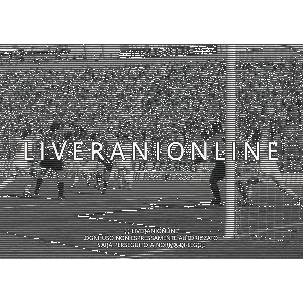 07-04-1991 BERGAMO CAMPIONATO DI CALCIO SERIE A ATALANTA BOLOGNA 4-0 NELLA FOTO GOAL LUIGINO PASCIULLO AG ALDO LIVERANI SAS