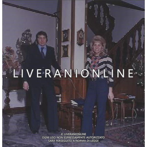 MARIA BARBIERI MOGLIE DI GINO BRAMIERI E CESARE BRAMIERI NELLA LORO CASA A MILANO AG ALDO LIVERANI SAS