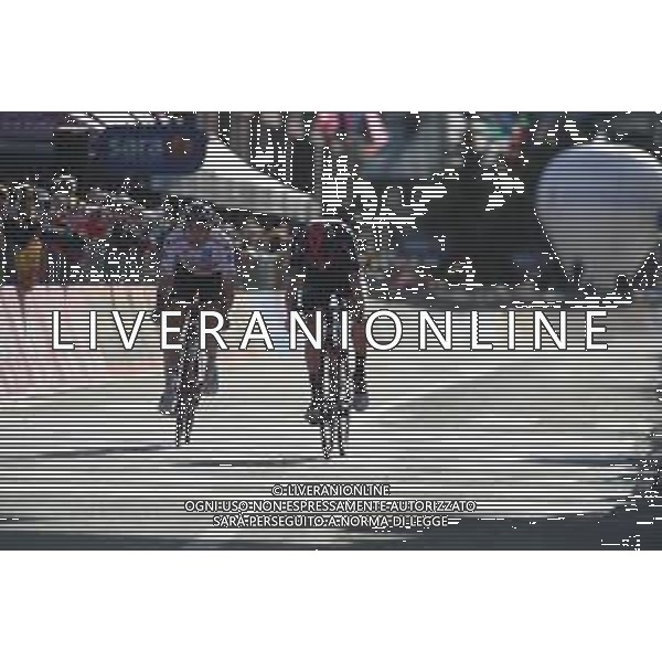 24-10-2020 Giro D\'italia; Tappa 20 Alba - Sestriere; 2020, Team Ineos Grenadiers; 2020, Sunweb; Geoghegan, Hart Tao; Hindley, Jai; Sestriere; ©SIROTTI / AGENZIA ALDO LIVERANI SAS