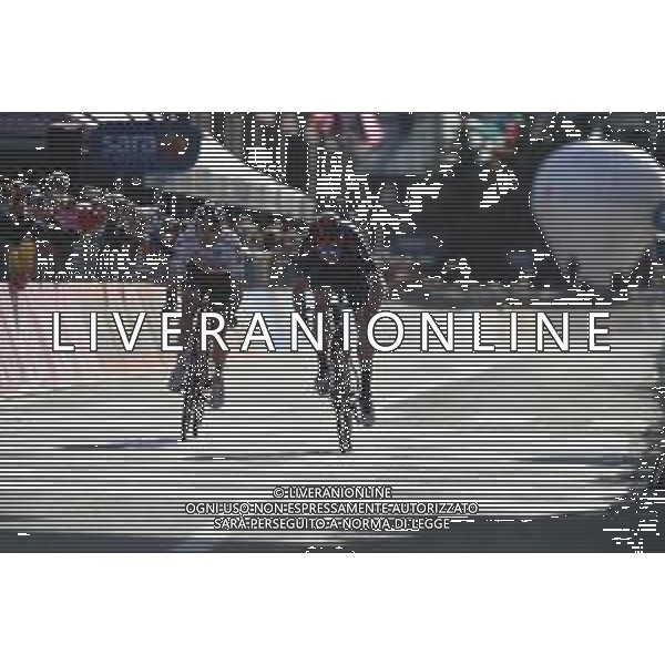 24-10-2020 Giro D\'italia; Tappa 20 Alba - Sestriere; 2020, Team Ineos Grenadiers; 2020, Sunweb; Geoghegan, Hart Tao; Hindley, Jai; Sestriere; ©SIROTTI / AGENZIA ALDO LIVERANI SAS
