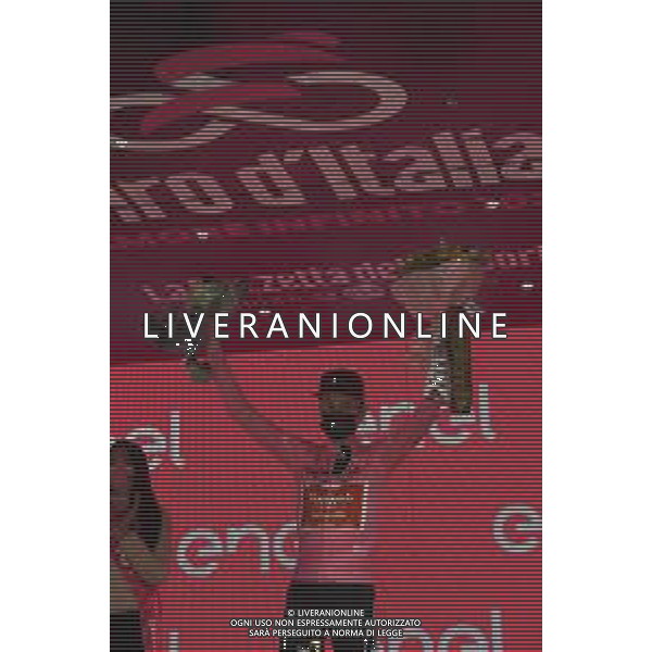 24-10-2020 Giro D\'italia; Tappa 20 Alba - Sestriere; 2020, Sunweb; Hindley, Jai; Sestriere; ©SIROTTI / AGENZIA ALDO LIVERANI SAS
