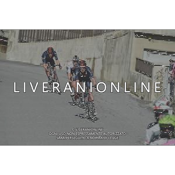 24-10-2020 Giro D\'italia; Tappa 20 Alba - Sestriere; 2020, Team Ineos Grenadiers; 2020, Sunweb; Geoghegan, Hart Tao; Hindley, Jai; Dennis, Rohan; Sestriere; CSIROTTI / AGENZIA ALDO LIVERANI SAS