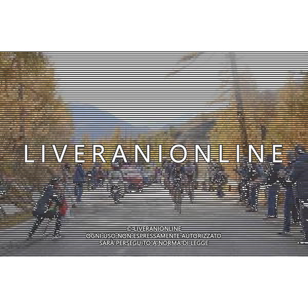 24-10-2020 Giro D\'italia; Tappa 20 Alba - Sestriere; 2020, Team Ineos Grenadiers; 2020, Sunweb; Dennis, Rohan; Geoghegan, Hart Tao; Hirt, Jan; Sestriere; ©SIROTTI / AGENZIA ALDO LIVERANI SAS