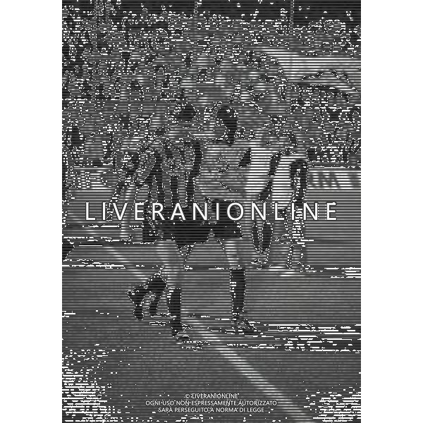 27-09-1989 MILANO SEDICESIMI DI FINALE DI COPPA DEI CAMPIONI RITORNO INTER MALMO F.F. 1-1 NELLA FOTO WALTER ZENGA E ALDO SERENA AG ALDO LIVERANI SAS 