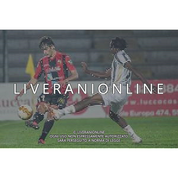 Lucchese vs Juventus U23 - Campionato di Calcio Serie C - Lega Pro 2020/2021, 25 ottobre 2020 Lucca, Italia Nella foto: Diego Bartolomei (Lucchese) e Franco Tongya (Juventus U23) @LM/Fabio Fagiolini AG ALDO LIVERANI SAS