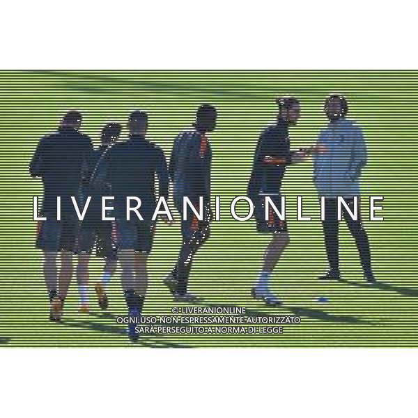 Torino 27.10.2020 Centro Sportivo Continassa Alessandro Falzone/Ag. Aldo Liverani sas Allenamento di vigilia del match Juventus Barcellona Nella foto: Andrea Pirlo con gruppetto calciatori della Juventus - adrien rabiot ©FALZONE / AGENZIA ALDO LIVERANI SAS