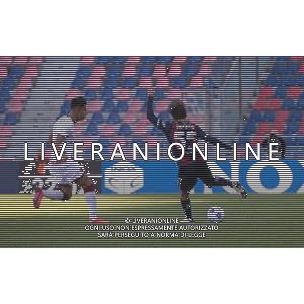 Bologna vs Reggina - Coppa Italia 2020/2021, 28 ottobre 2020 Bologna, Italia Nella foto: Hachim Mastour Reggina Vignato Emanuel Bologna @LM/Valentina Giannettoni AG ALDO LIVERANI SAS