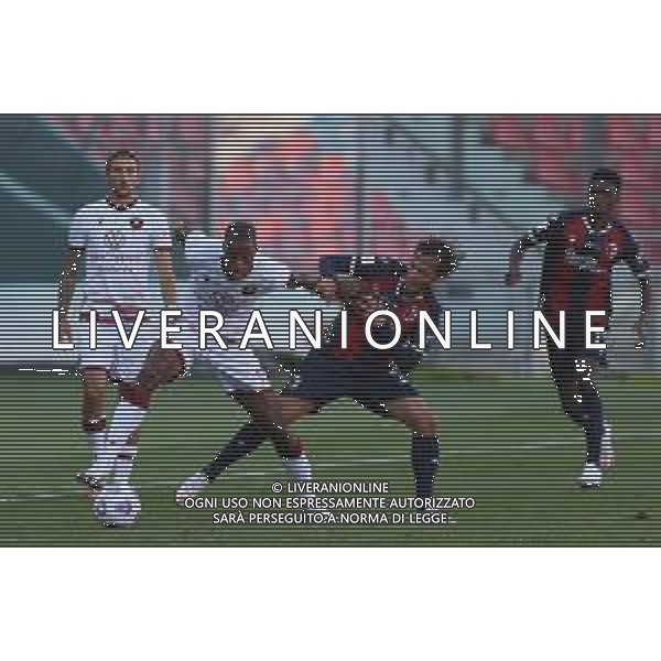 Bologna Calcio vs Reggina 1914 - Italian soccer Coppa Italia match 2020/2021, 27 October 2020 Dall&#39;Ara Stadium, Bologna, Italy Photo showing: Bologna\'s Emanuel Vignato (R) and Reggina\'s Ricardo Faty @LM/Michele Nucci AG ALDO LIVERANI SAS