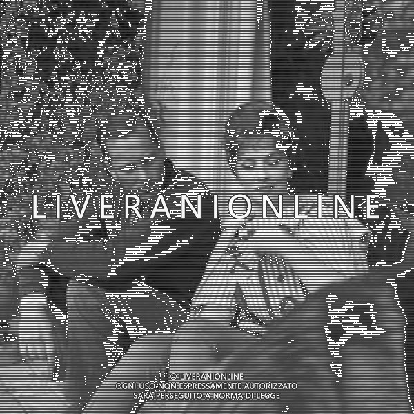 GINA LOLLOBRIGIDA ATTRICE ITALIANA - RETROSPETTIVA NELLA FOTO A ROMA NEGLI ANNI \'60 NELLA SUA VILLA CON IL MARITO MILKO SKOFIC ©ARCHIVIO GIOVANNI LIVERANI / AG. ALDO LIVERANI SAS