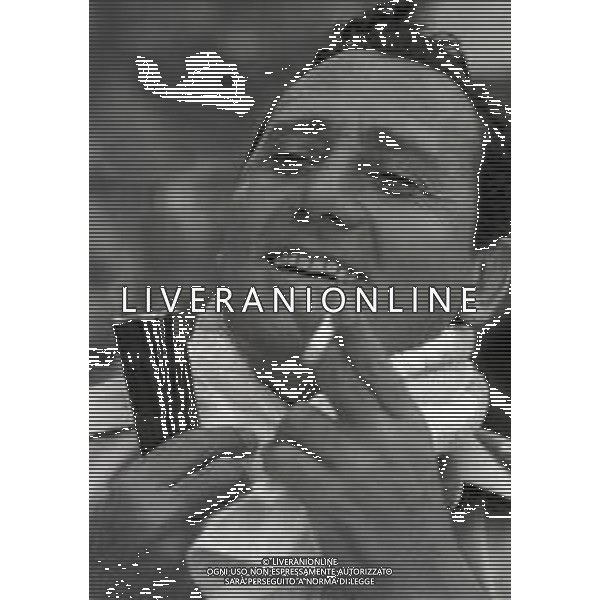 RETROSPETTIVA ALBERTO SORDI ATTORE NELLA FOTO ALBERTO SORDI NEL FILM “ Riusciranno i nostri eroi a ritrovare l\'amico misteriosamente scomparso in Africa?“ NELL\'ANNO 1968 AG ALDO LIVERANI SAS