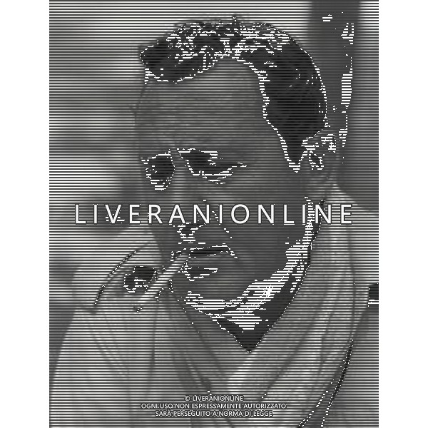 RETROSPETTIVA ALBERTO SORDI ATTORE NELLA FOTO ALBERTO SORDI NEL FILM “ Riusciranno i nostri eroi a ritrovare l\'amico misteriosamente scomparso in Africa?“ NELL\'ANNO 1968 AG ALDO LIVERANI SAS