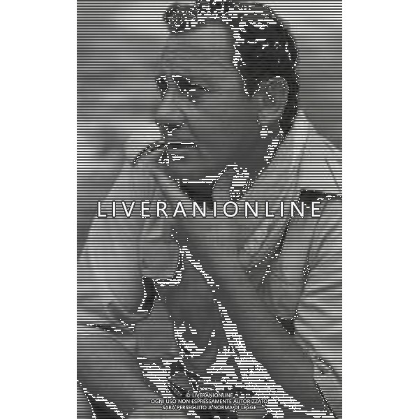 RETROSPETTIVA ALBERTO SORDI ATTORE NELLA FOTO ALBERTO SORDI NEL FILM “ Riusciranno i nostri eroi a ritrovare l\'amico misteriosamente scomparso in Africa?“ NELL\'ANNO 1968 AG ALDO LIVERANI SAS