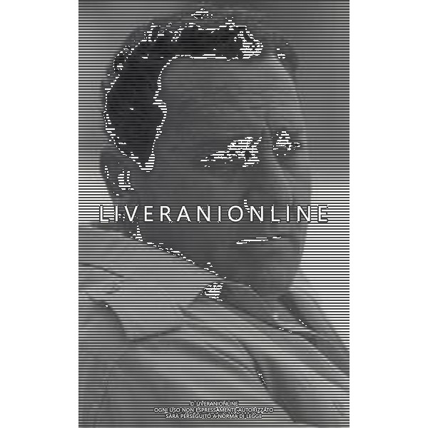 RETROSPETTIVA ALBERTO SORDI ATTORE NELLA FOTO ALBERTO SORDI NEL FILM “ Riusciranno i nostri eroi a ritrovare l\'amico misteriosamente scomparso in Africa?“ NELL\'ANNO 1968 AG ALDO LIVERANI SAS