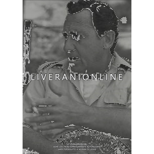 RETROSPETTIVA ALBERTO SORDI ATTORE NELLA FOTO ALBERTO SORDI NEL FILM “ Riusciranno i nostri eroi a ritrovare l\'amico misteriosamente scomparso in Africa?“ NELL\'ANNO 1968 AG ALDO LIVERANI SAS