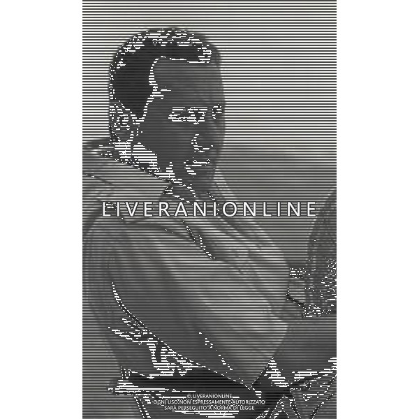 RETROSPETTIVA ALBERTO SORDI ATTORE NELLA FOTO ALBERTO SORDI NEL FILM “ Riusciranno i nostri eroi a ritrovare l\'amico misteriosamente scomparso in Africa?“ NELL\'ANNO 1968 AG ALDO LIVERANI SAS