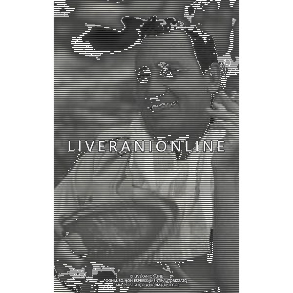 RETROSPETTIVA ALBERTO SORDI ATTORE NELLA FOTO ALBERTO SORDI NEL FILM “ Riusciranno i nostri eroi a ritrovare l\'amico misteriosamente scomparso in Africa?“ NELL\'ANNO 1968 AG ALDO LIVERANI SAS