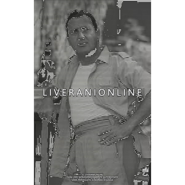 RETROSPETTIVA ALBERTO SORDI ATTORE NELLA FOTO ALBERTO SORDI NEL FILM “ Riusciranno i nostri eroi a ritrovare l\'amico misteriosamente scomparso in Africa?“ NELL\'ANNO 1968 AG ALDO LIVERANI SAS