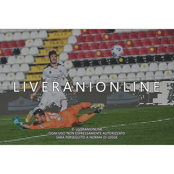 Cittadella vs Spezia - Coppa Italia 2020/2021, 28 ottobre 2020 Cittadella (Pd), Italia Nella foto: tiro in porta di Diego FARIAS DA SILVA (Spezia Calcio) @LM/Alessio Marini/ AGENZIA ALDO LIVERANI SAS