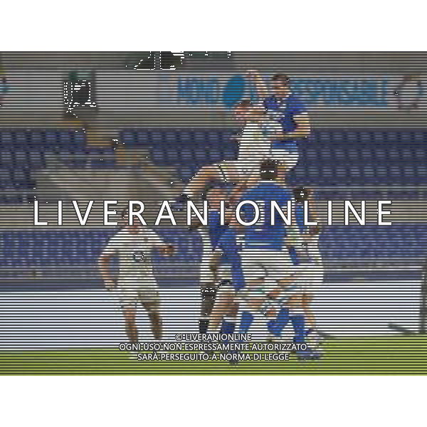 Italy vs England - Rugby Six Nations match, 31 October 2020 Stadio Olimpico, rome, Italy Photo showing: touche Italy @LM/Luigi Mariani AG ALDO LIVERANI SAS