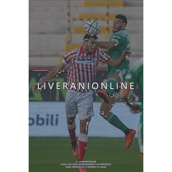 Vicenza vs Pisa - Campionato di Calcio Serie BKT 2020/2021, 31 ottobre 2020 Stadio Comunale “Romeo Menti”, Vicenza, Italia Nella foto: Simone Pontisso (L.R.Vicenza) e Luca Mazzitelli (Pisa) @LM/Fabio Fagiolini AG ALDO LIVERANI SAS