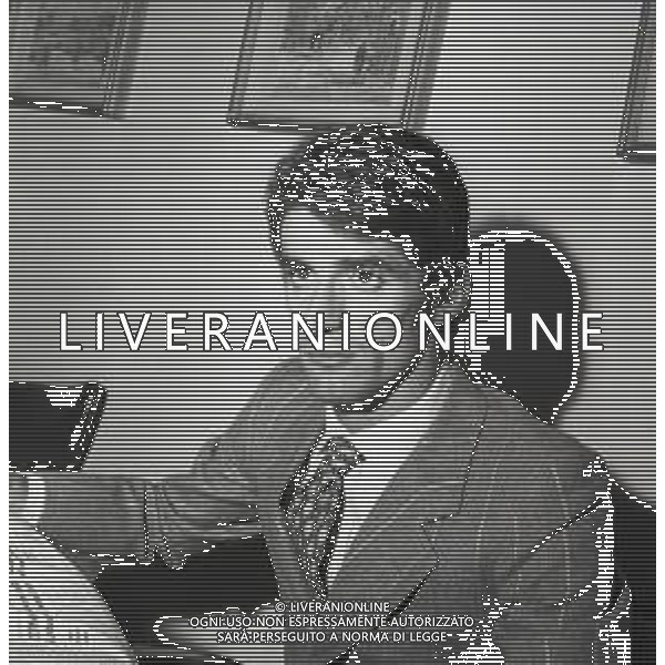 RETROSPETTIVA ANGELO DOMENGHINI CALCIATORE NELLA FOTO ANGELO DOMENGHINI NEL SUO BAR NELL\'ANNO 1970 AG ALDO LIVERANI SAS