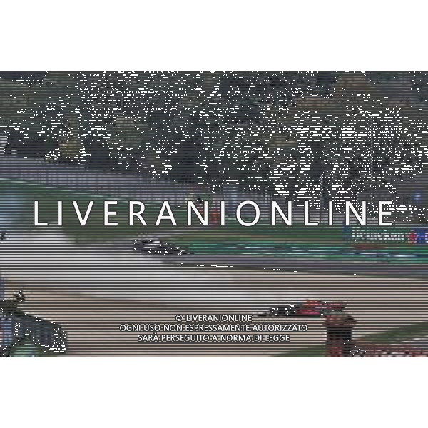 Max Verstappen (NLD) Red Bull Racing RB16 crashes out of the race. 01.11.2020. Formula 1 World Championship, Rd 13, Emilia Romagna Grand Prix, Imola, Italy, Race Day. - www.xpbimages.com, EMail: requests@xpbimages.com © Copyright: Batchelor / XPB Images/AGENZIA ALDO LIVERANI SAS - ITALY ONLY EDITORIAL USE ONLY