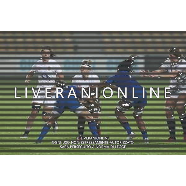 Women 2020 - Italy vs England - Rugby Six Nations match, 01 November 2020 Sergio Lanfranchi stadium, parma, Italy Photo showing: Marlie Packer (England) with a carries @LM/Massimiliano Carnabuci AG ALDO LIVERANI SAS