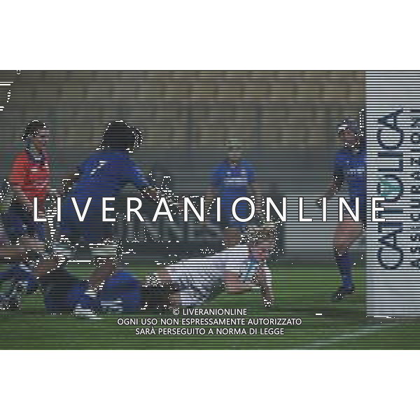 Women 2020 - Italy vs England - Rugby Six Nations match, 01 November 2020 Sergio Lanfranchi stadium, parma, Italy Photo showing: Alex Matthews (England) is tackled near the touch line @LM/Massimiliano Carnabuci AG ALDO LIVERANI SAS