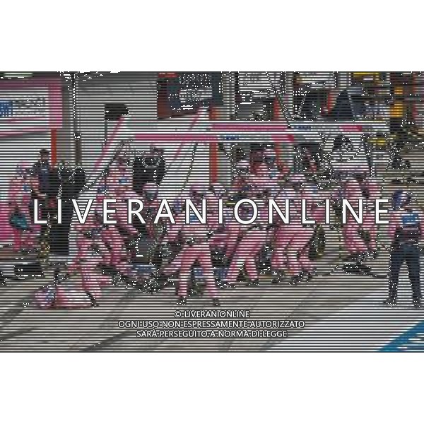 Formula 1 Emirates Gran Premio Dell\'emilia Romagna 2020, Emilia Romagna Grand Prix - Sunday - Formula 1 Championship, 01 November 2020 Autodromo Internazionale Enzo e Dino Ferrari, imola (bo), Italy Photo showing: 18 STROLL Lance (can), Racing Point F1 RP20, action pit stop hitting a mechanic, mecanicien @LM/DPPI/DPPI/Antonin Vincent AG ALDO LIVERANI SAS