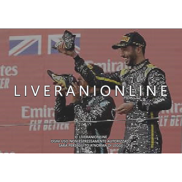Formula 1 Emirates Gran Premio Dell\'emilia Romagna 2020, Emilia Romagna Grand Prix - Sunday - Formula 1 Championship, 01 November 2020 Autodromo Internazionale Enzo e Dino Ferrari, imola (bo), Italy Photo showing: HAMILTON Lewis (gbr), Mercedes AMG F1 GP W11 Hybrid EQ Power+, RICCIARDO Daniel (aus), Renault F1 Team RS20, shoey @LM/DPPI/DPPI/Dppi AG ALDO LIVERANI SAS