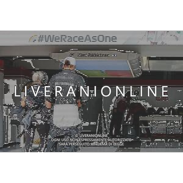 Formula 1 Emirates Gran Premio Dell\'emilia Romagna 2020, Emilia Romagna Grand Prix - Sunday - Formula 1 Championship, 01 November 2020 Autodromo Internazionale Enzo e Dino Ferrari, imola (bo), Italy Photo showing: HAMILTON Lewis (gbr), Mercedes AMG F1 GP W11 Hybrid EQ Power+ going in the Alfa Romeo Racing ORLEN Team garage @LM/DPPI/DPPI/Antonin Vincent AG ALDO LIVERANI SAS