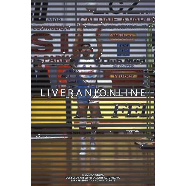 GIANI ANDREA PALLAVOLISTA ITALIANO - VOLLEY - RETROSPETTIVA NELLA FOTO NEL 1990-1991 ©ARCHIVIO AGENZIA ALDO LIVERANI SAS