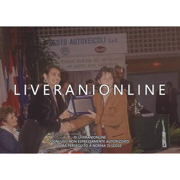 TRILLINI GIOVANNA SCHERMA ITALIANA - RETROSPETTIVA NELLA FOTO A MILANO CON ROSANNA SCHIAFFINO ©ARCHIVIO AGENZIA ALDO LIVERANI SAS
