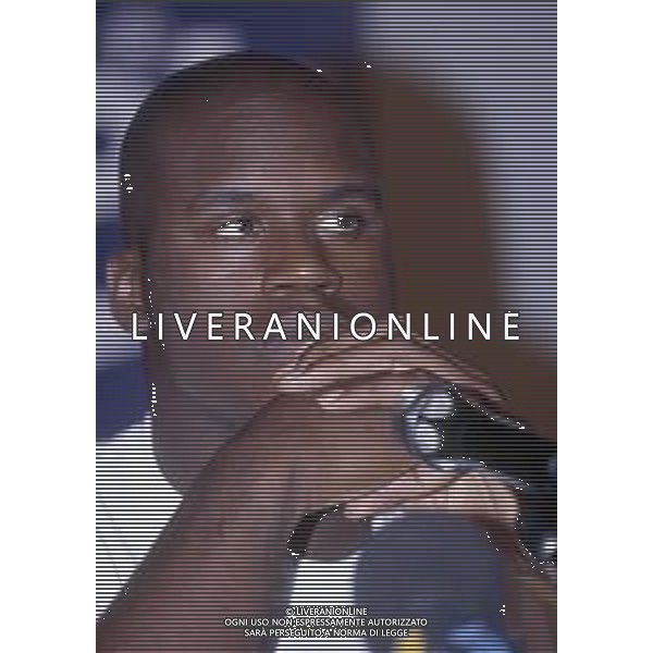 SHAQUILLE O\'NEAL CESTISTA STATUNITENSE - BASKET RETROSPETTIVA NELLA FOTO IN CONFERENZA STAMPA PRIMA DELLA SUA ESIBIZIONE AL FORUM DI MILANO NEL 1993 ©ARCHIVIO AGENZIA ALDO LIVERANI SAS