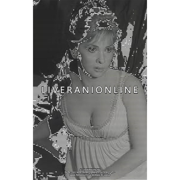 RETROSPETTIVA GINA LOLLOBRIGIDA ATTRICE NELLA FOTO GINA LOLLOBRIGIDA NEL FILM“ LE PIACEVOLI NOTTI“ NELL\'ANNO 1966 AG ALDO LIVERANI SAS