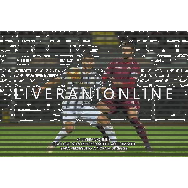 Livorno vs Juventus U23 - Campionato di Calcio Serie C - Lega Pro 2020/2021, 04 novembre 2020 Livorno, Italia Nella foto: Hamzi Rafia (Juventus U23) e Matteo Di Gennaro (Livorno) @LM/Fabio Fagiolini AG ALDO LIVERANI SAS